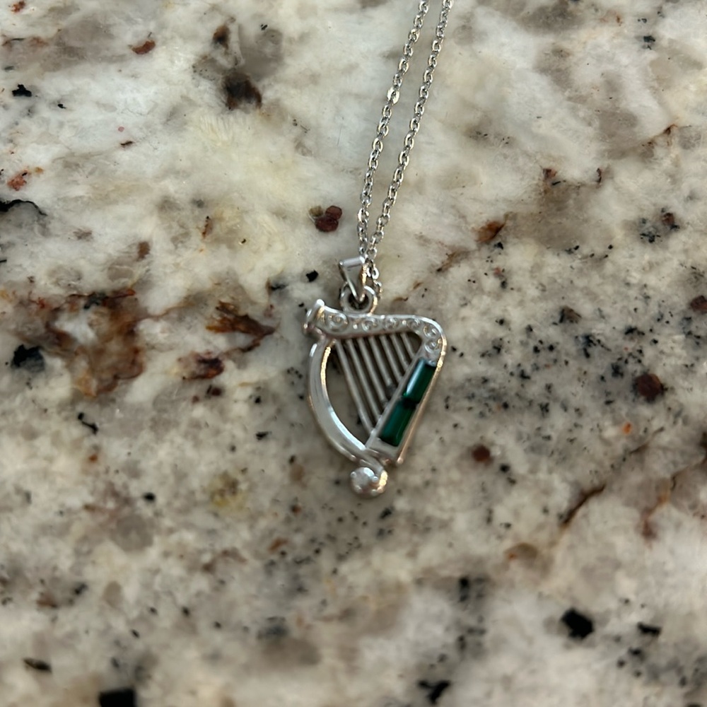 Women’s Solvar silver plated green crystal Irish harp necklace
